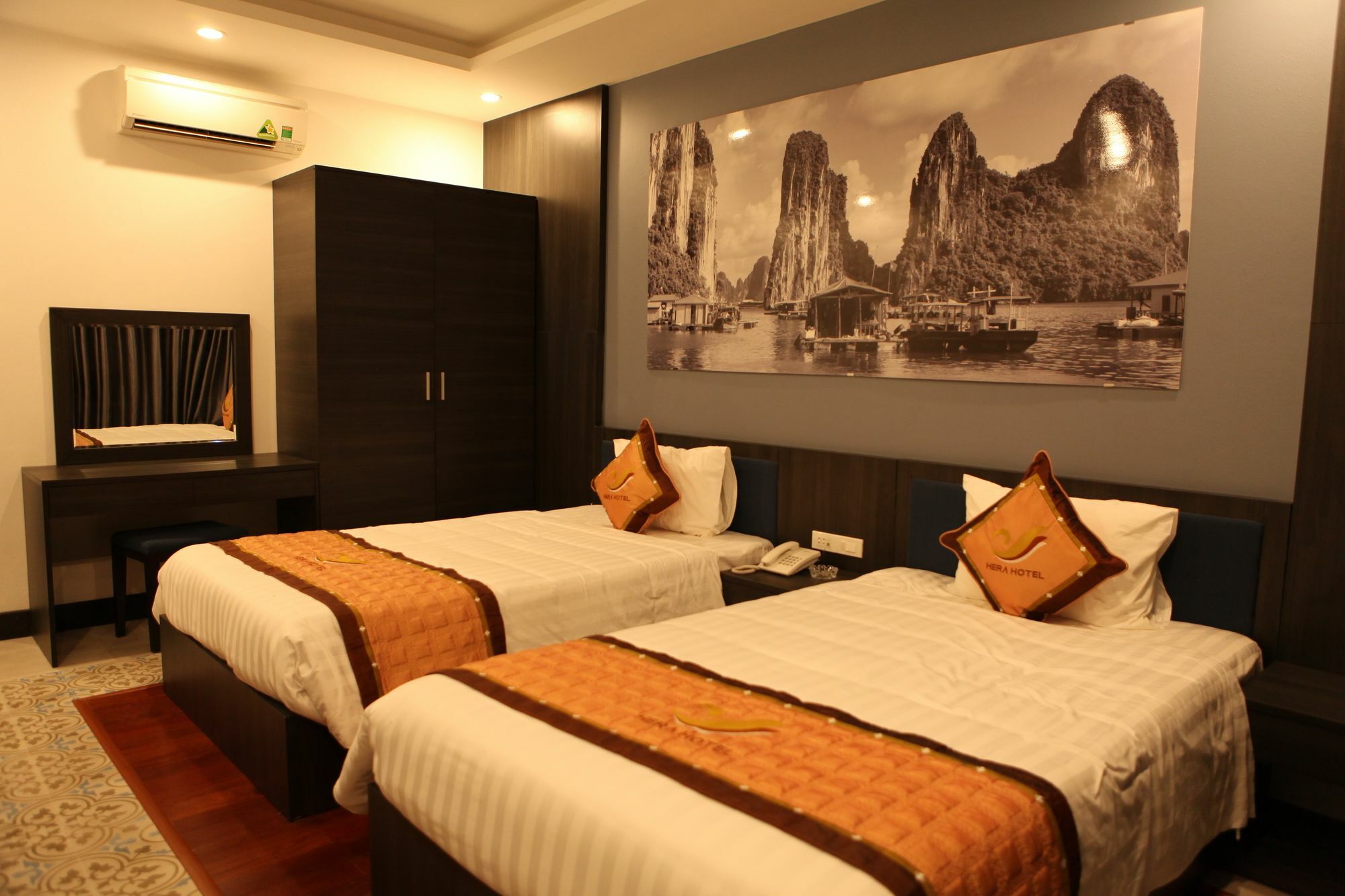 Hera Ha Long Hotel Экстерьер фото